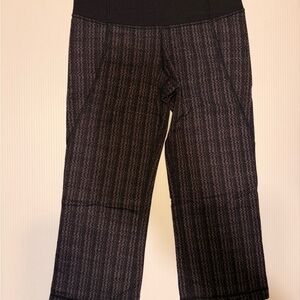 Lululemon Patterned Crop Leggings Size 6